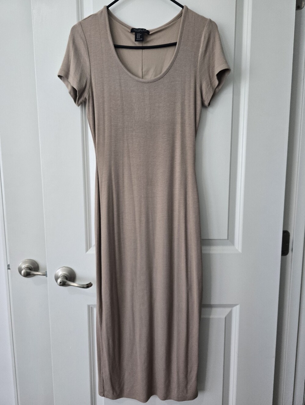 NWT Lined Ribbed Maxi Dress